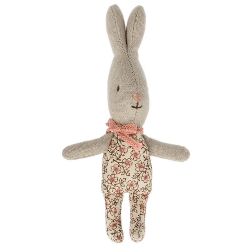 MY Rabbit Rose