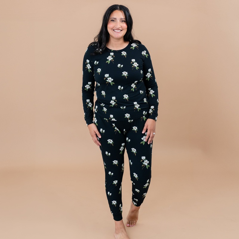 Women’s Jogger Pajama Set in Big Midnight Magnolia