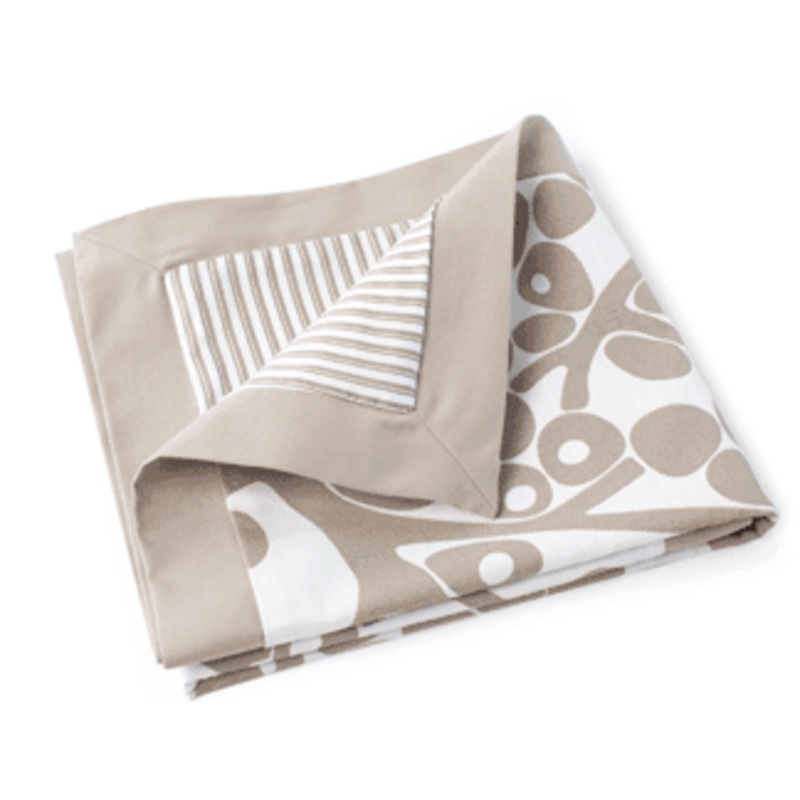 Oilo Modern Berries Play Blanket in Taupe