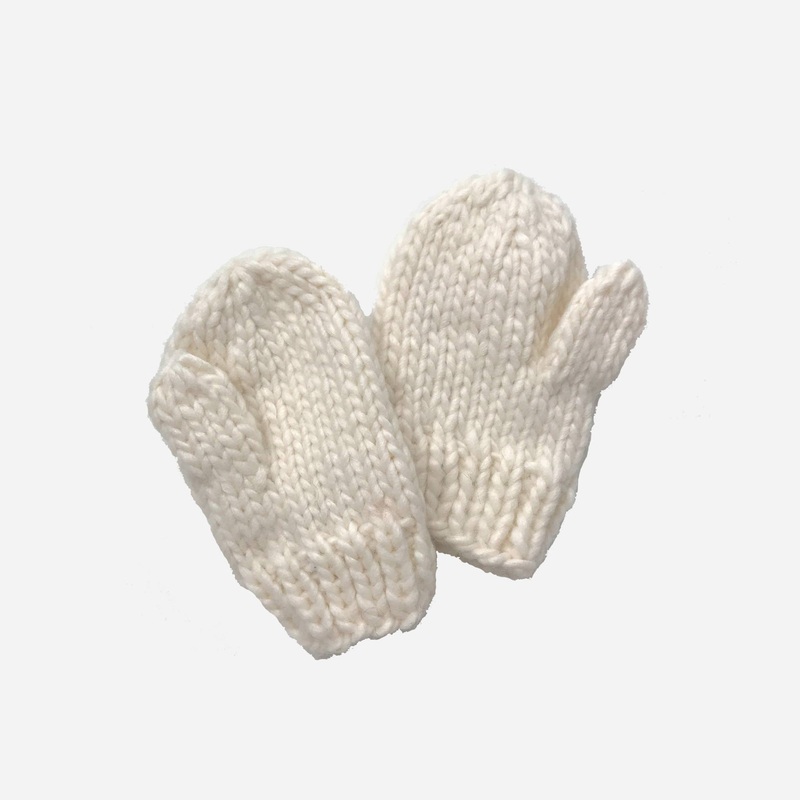 Blueberry Hill Classic Mittens – Cream