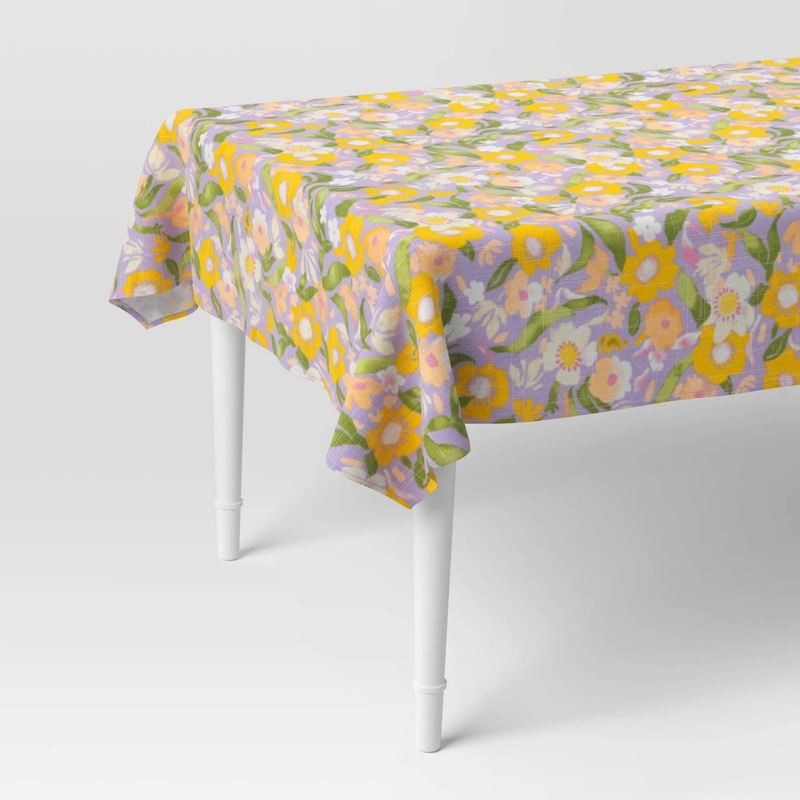 80″x60″ Floral Tablecloth Pink