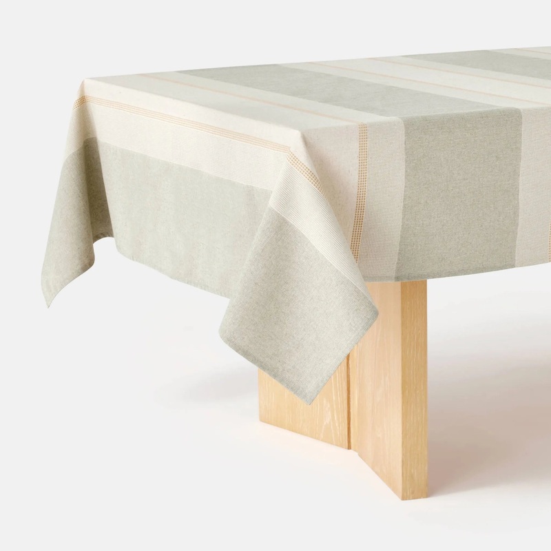 60″x84″ Textured Striped Tablecloth – Green