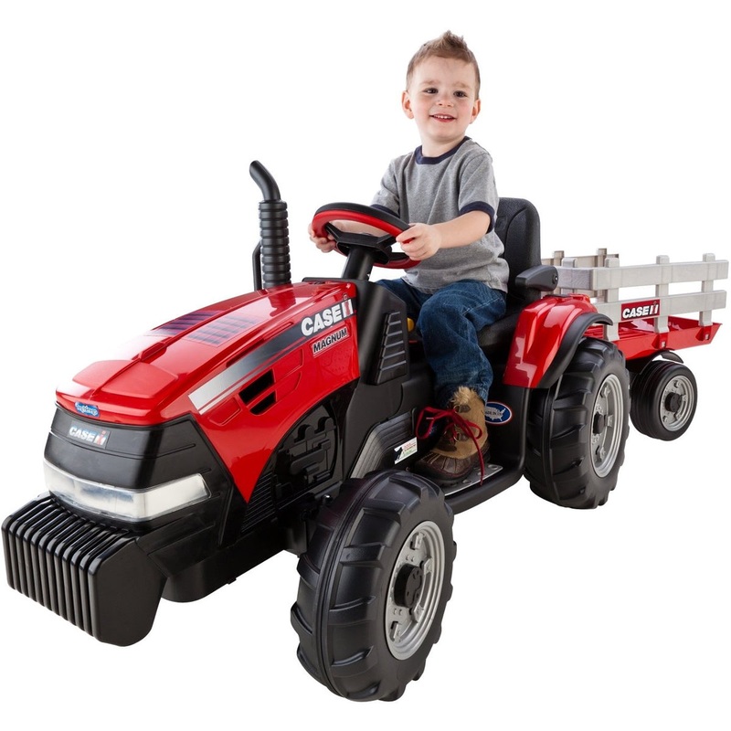 Peg Perego Case IH Magnum Tractor/Trailer