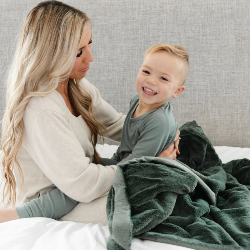 Hunter Lush Blanket – Toddler