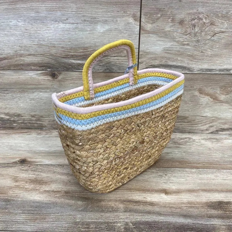 NEW Cloud Island Wall Hanging Woven Basket With Coiled Rope Handle Brown New
