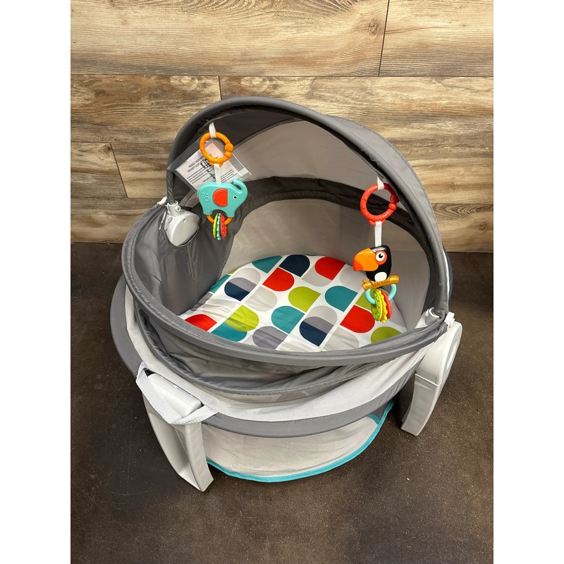 NEW Fisher Price On-The-Go Baby Dome in Color Climbers