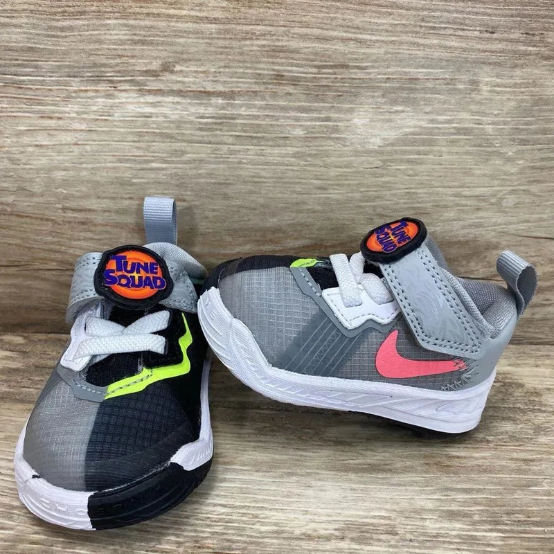 Space Jam x LeBron 18 Low ‘Bugs x Marvin’ Shoes sz 2c Grey 2c Used