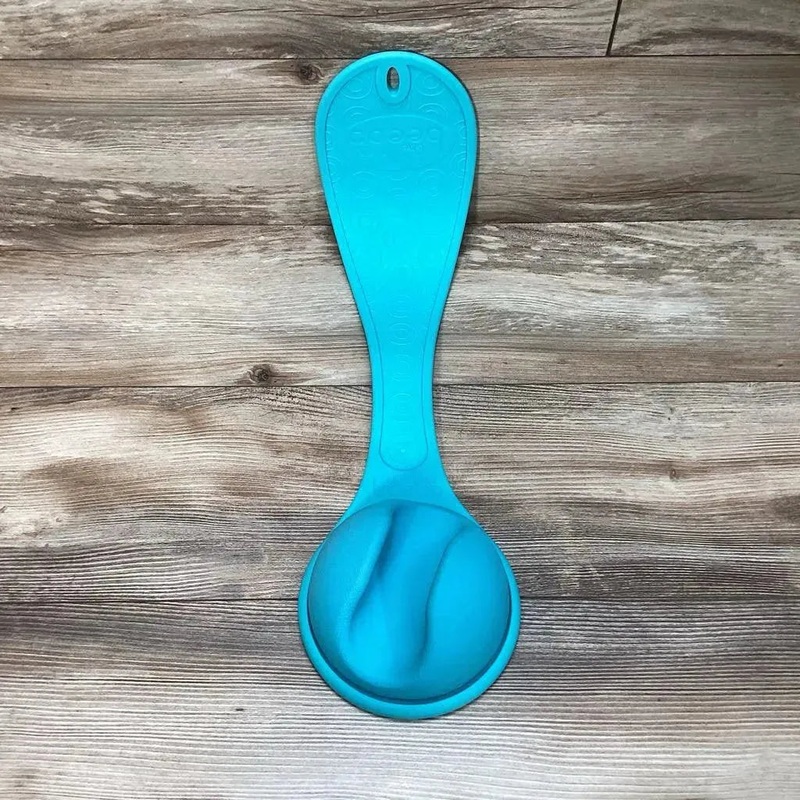 The Beebo Hand Free Baby Bottle Holder Blue Used