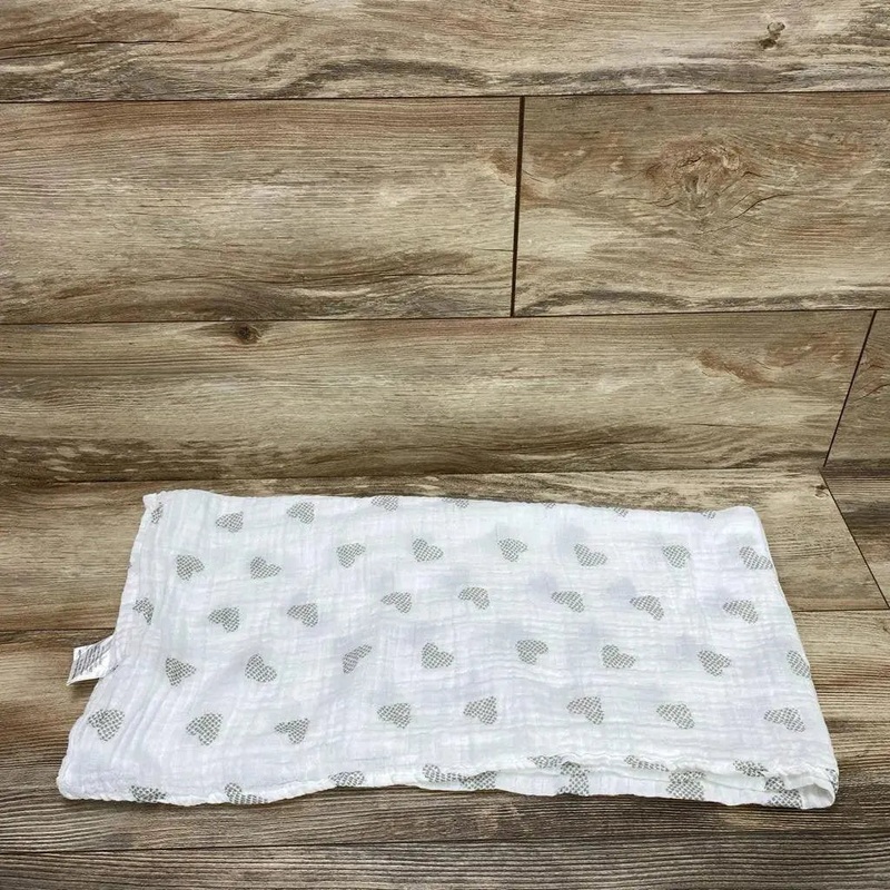 CozyBubs Heart Print Muslin Swaddle Blanket White 47″ x 47″ Used
