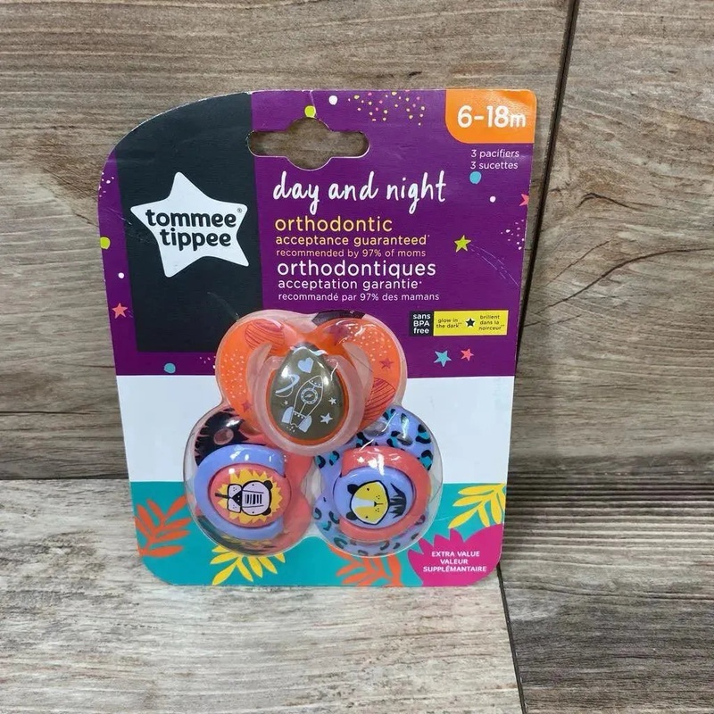 Tommee Tippee NEW 3Pk Day & Night Pacifiers 6-18m Orange/Pink 6-18M New