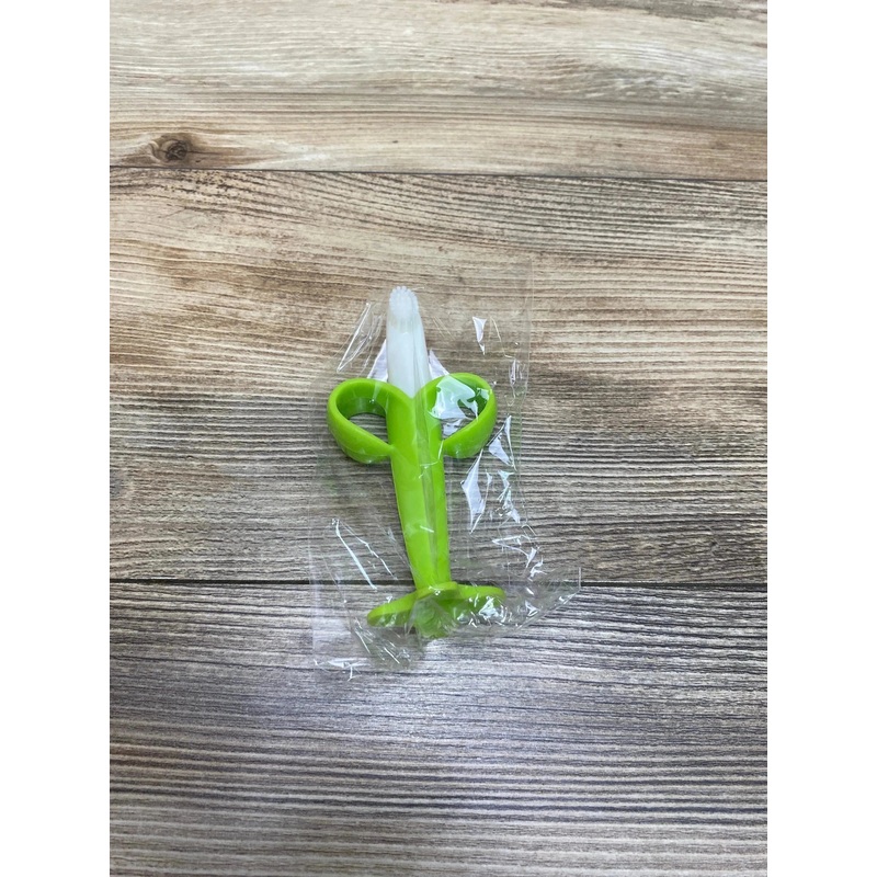 NEW Training Banana Toothbrush for Babies Green