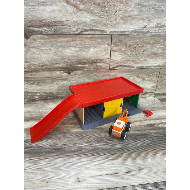 IKEA LILLABO Garage With Tow Truck