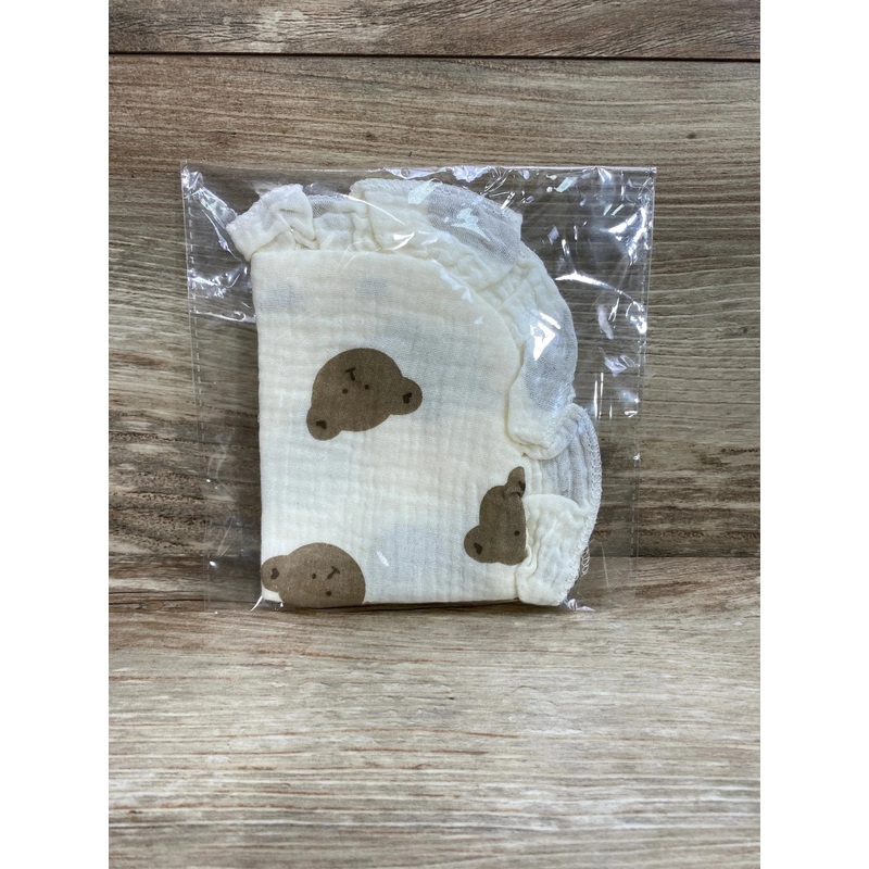 NEW Ruffle Cotton Baby Bib Cream Bear Print