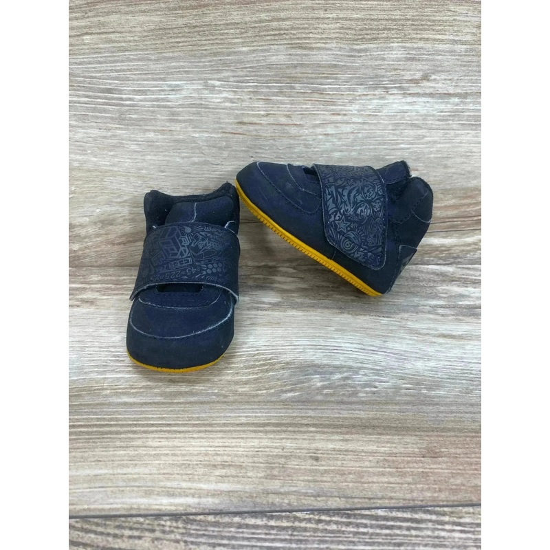 Jordan Black Crib Booties sz 3c