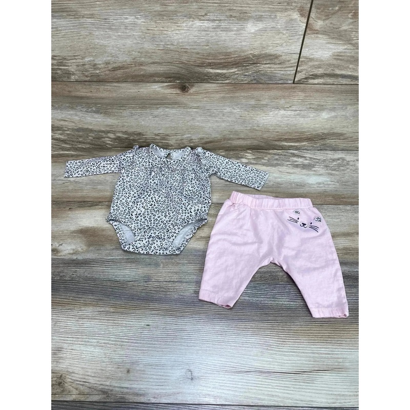 Carter’s 2pc Leopard Print Bodysuit & Pants Grey sz 3m