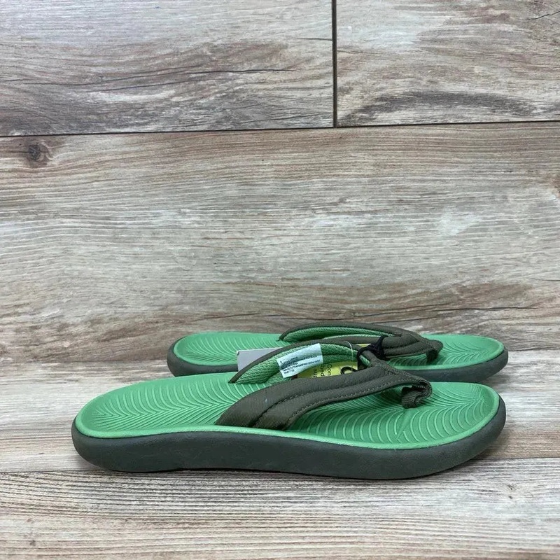 NEW All in Motion Sterling Flip Flops sz 3Y Green 3Y New