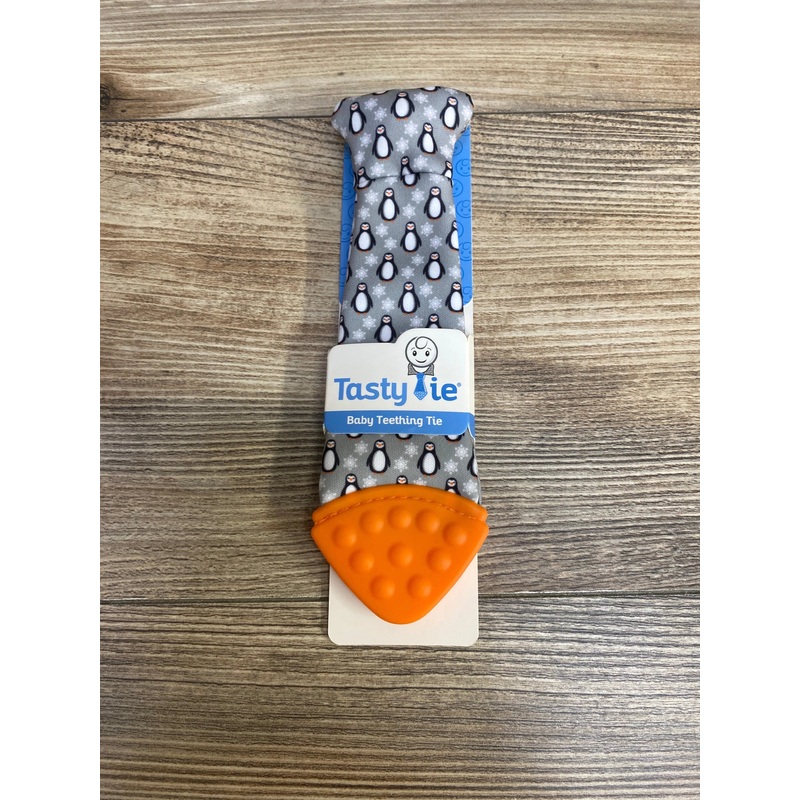 NEW Tasty Tie 3-in-1 Clip On, Grey Penguin 3m+