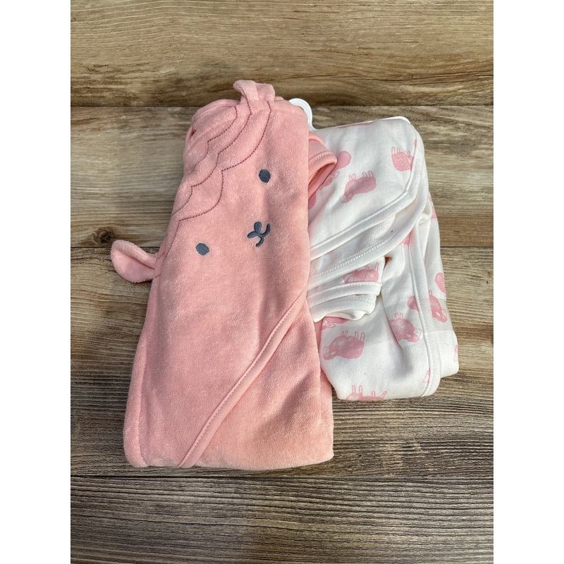 NWOT Just One You Hooded Bath Towel Set Sheep
