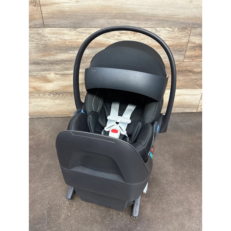 Cybex Gold Cloud G Lux Infant Car Seat in Moon Black 4-35lbs
