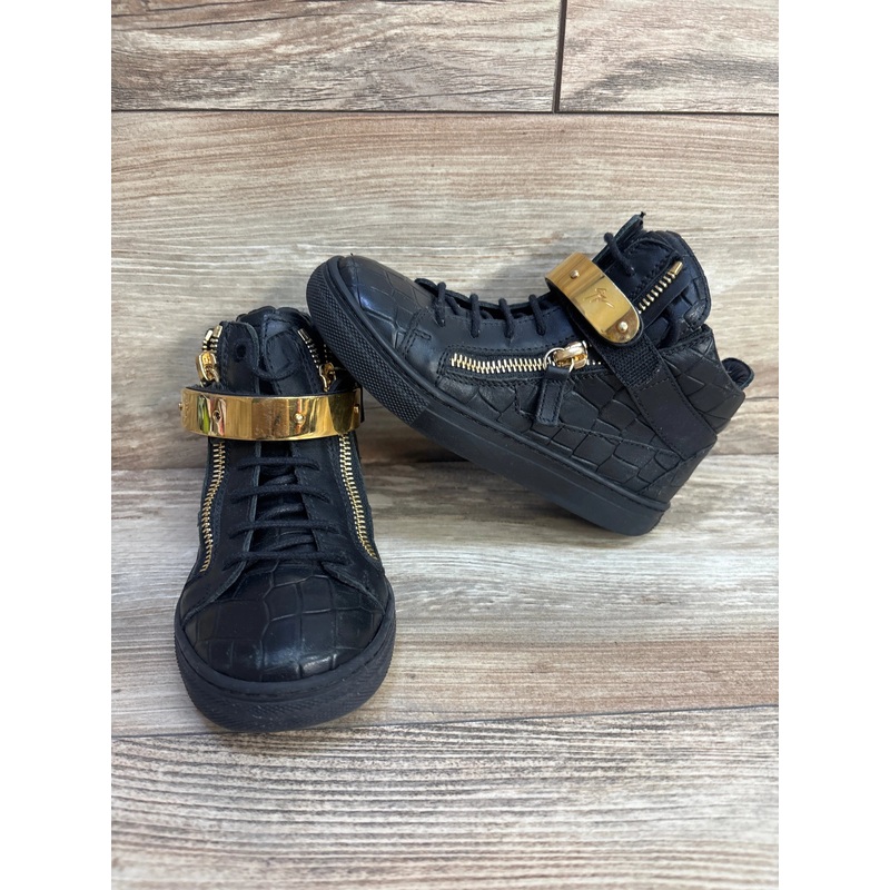 Giuseppe Kriss 1/2 JR. Black sz 12c