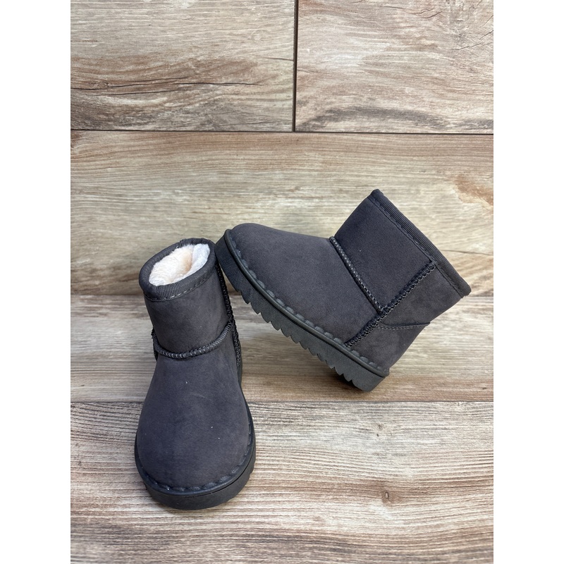 Fashion Faux Fur Boots Grey sz 8.5c