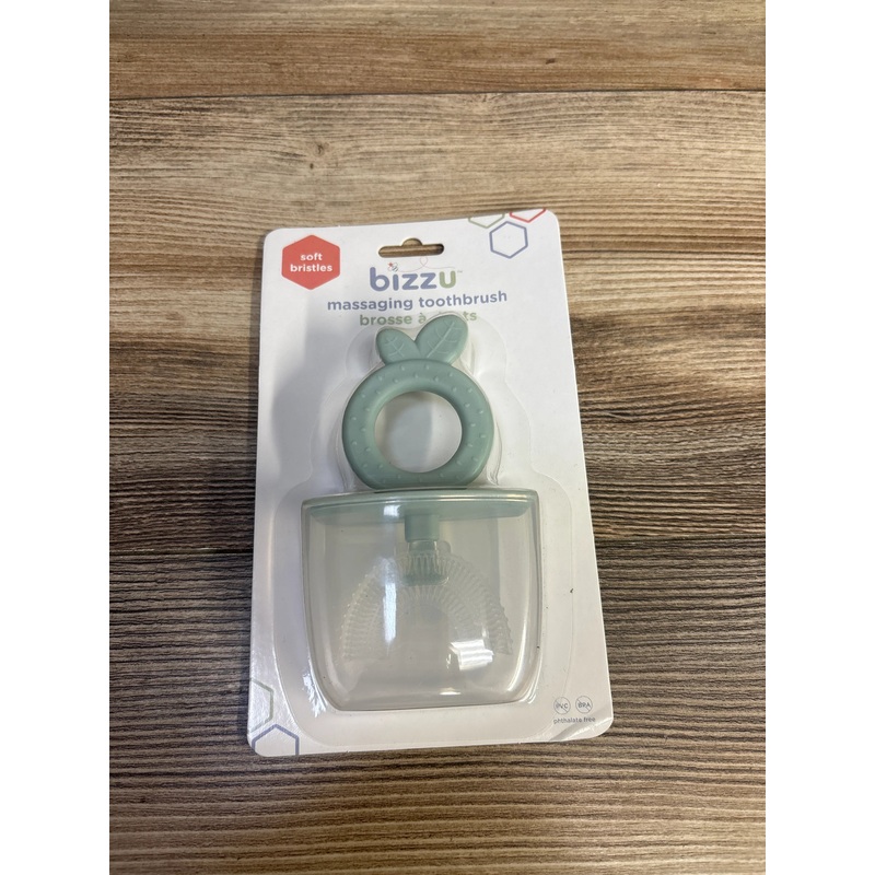 NEW Bizzu Massaging Toothbrush with Storage Case
