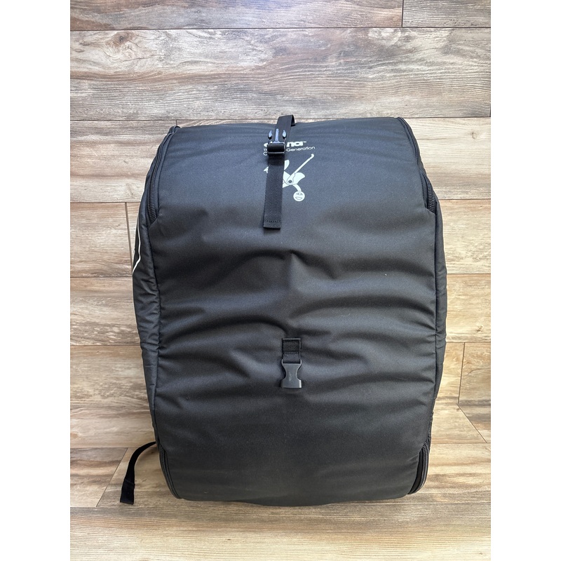 Doona Padded Travel Bag, Black