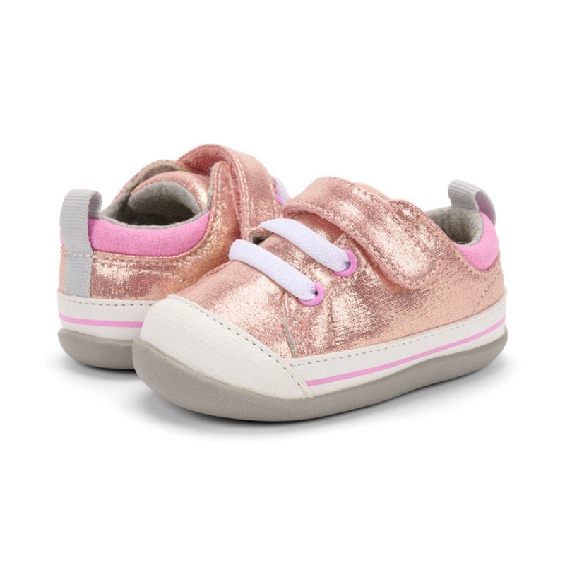 Stevie (First Walker) – Rose Shimmer Size 3